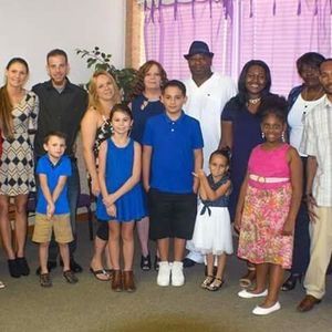 Meet your Posher, Derrick-laura